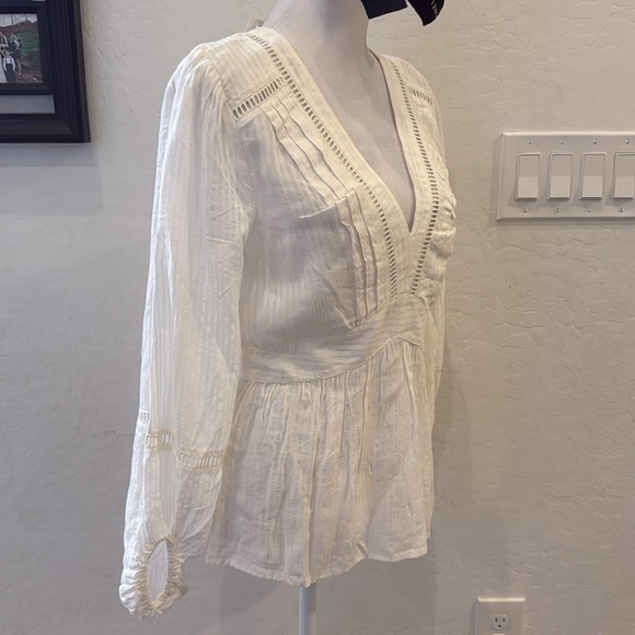 JESSICA SIMPSON | ✨NEW✨ Long Sleeve White Pleated Peplum Blouse in Gardenia - Picture 7 of 8